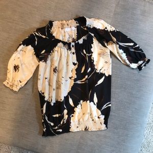 Cute & Versatile Top